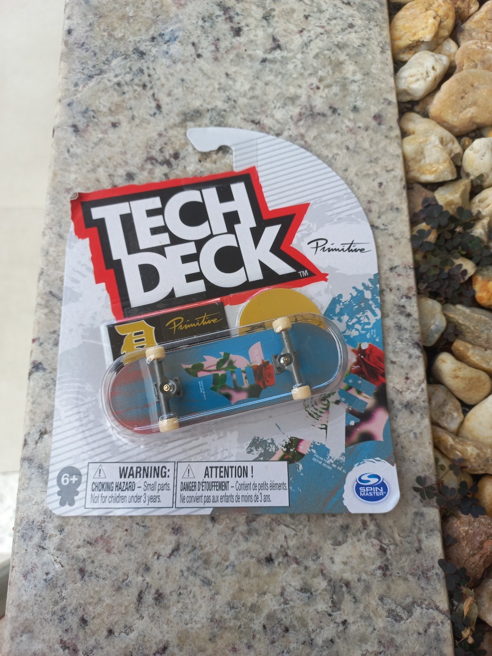 Tech Deck Skate de Dedo Primitive Flower Fingerboard Blue — Único, Novo