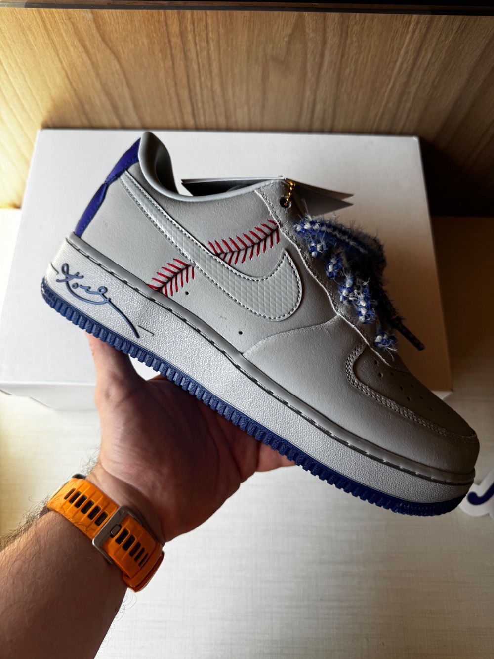Kobe Bryant x Nike Air Force 1 Low Protro Dodgers Wolf Grey Rush Blue — 42, Novo