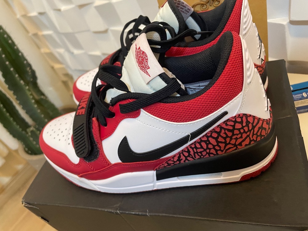 Air Jordan Legacy 312 Low Chicago Red — 39, Usado