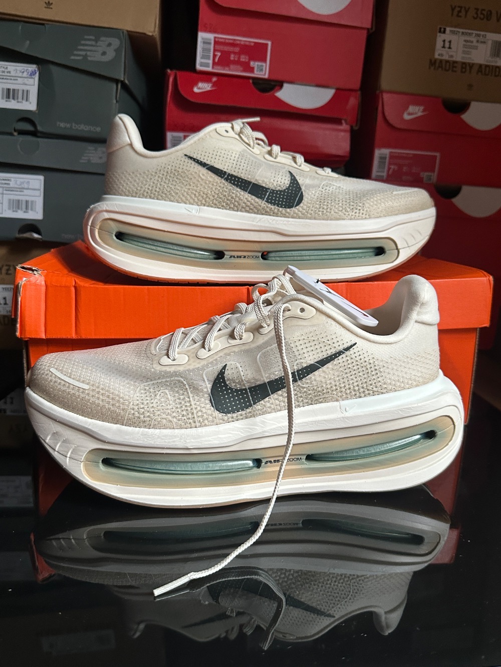 Nike Vomero Premium Pale Ivory Jade Horizon — 43, Novo