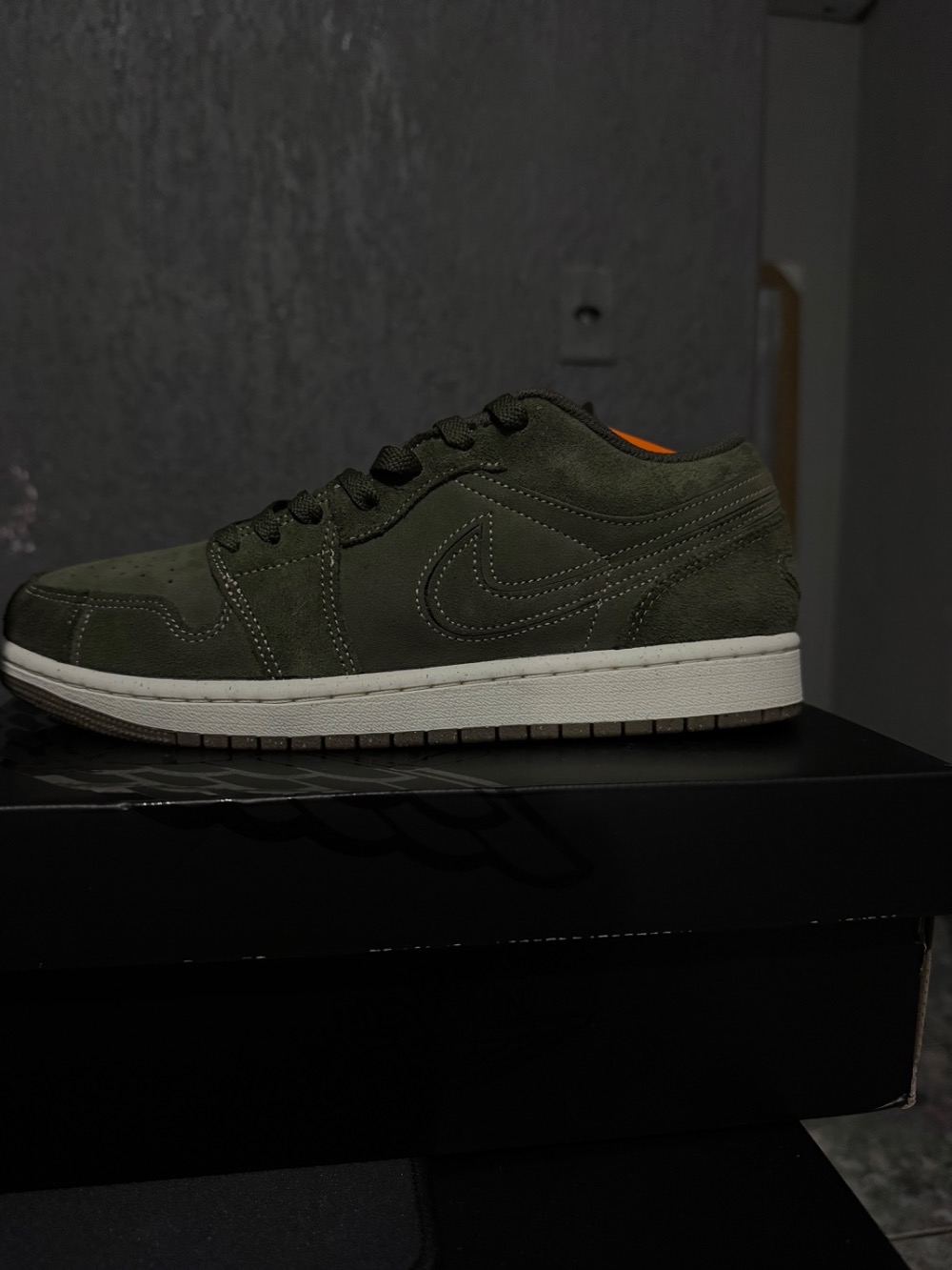 Air Jordan 1 Low SE Craft Green — 40, Novo