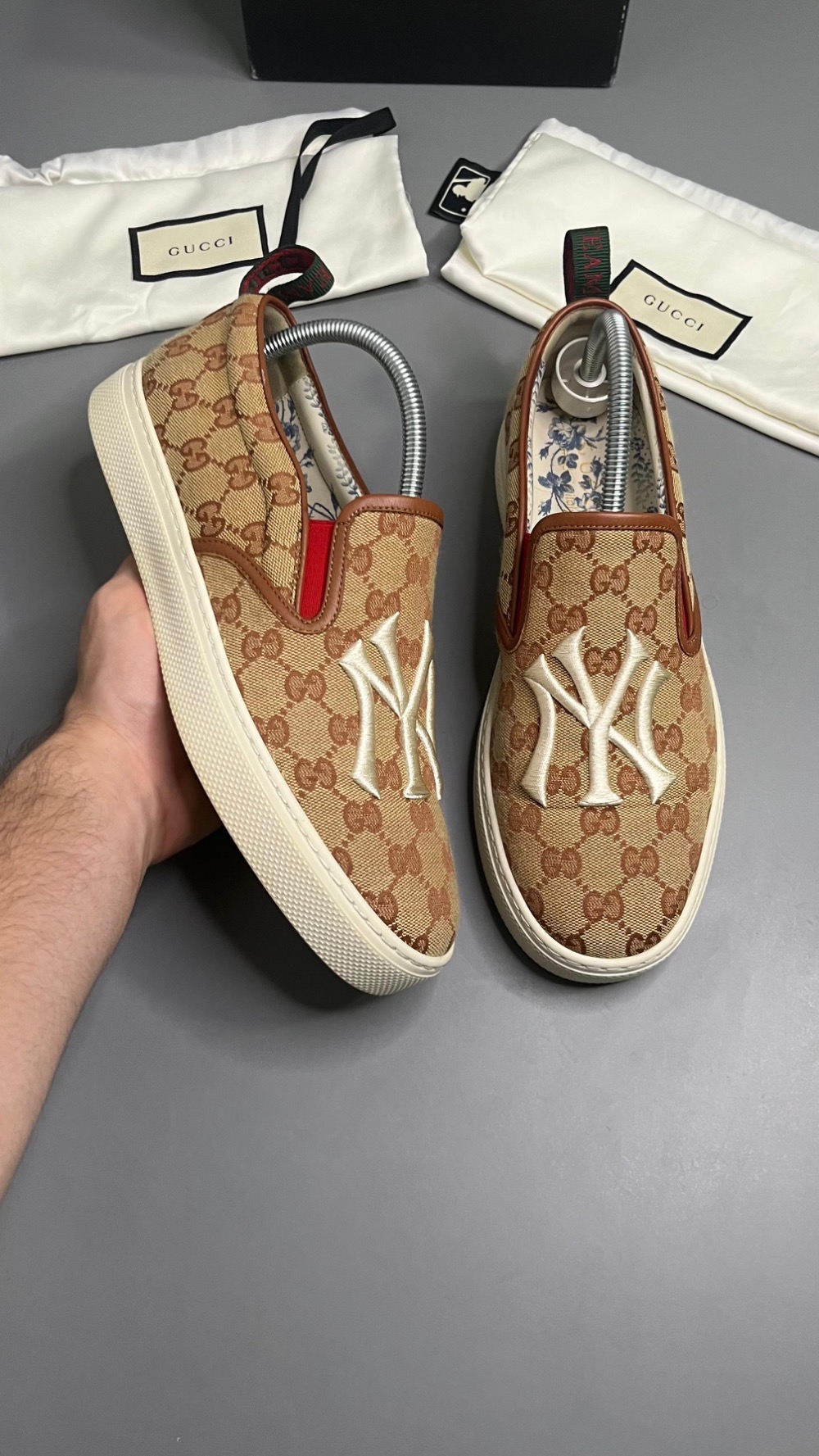 Gucci Slip On NY Yankees Embroided Ruggine Rust — 44, Usado