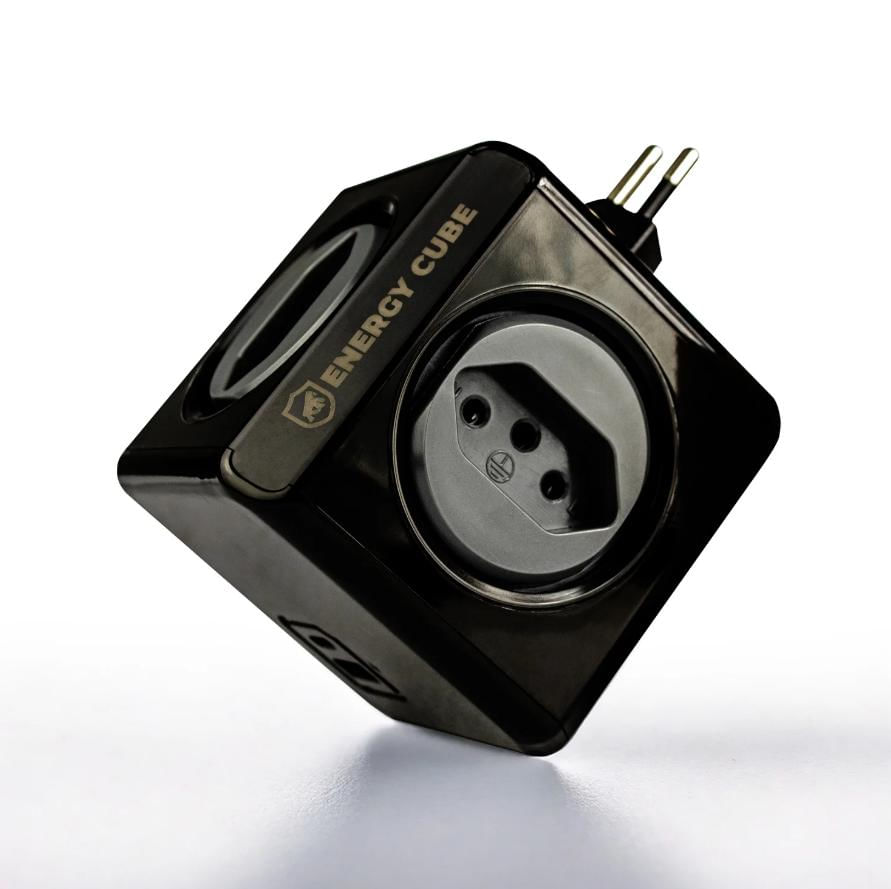 Carregador Adaptador Bivolt Energy Cube - Preto - Entrada USB-A + Tipo C + 4 Tomadas - Gshield