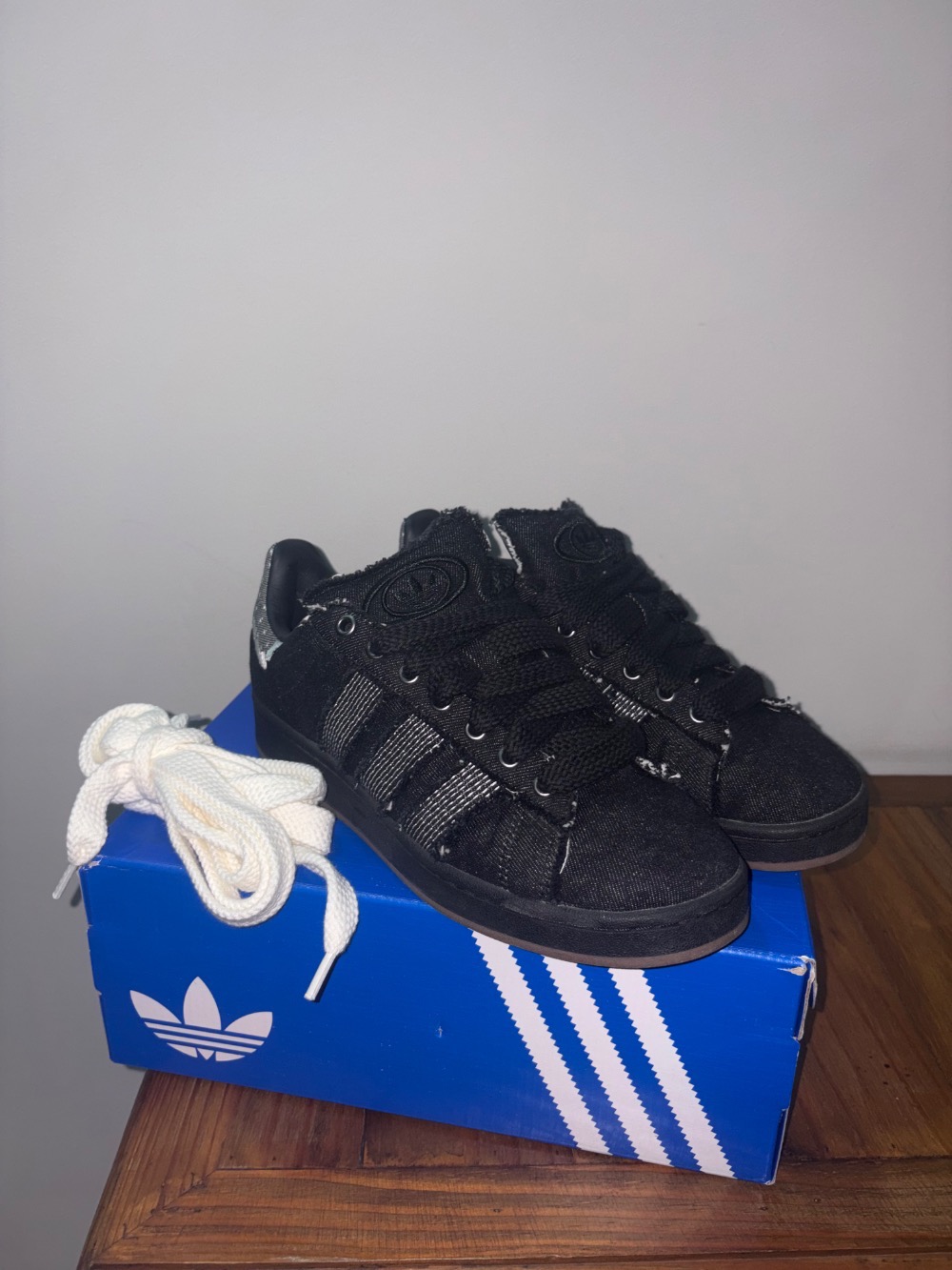 adidas Campus 00s Core Black — 42, Usado