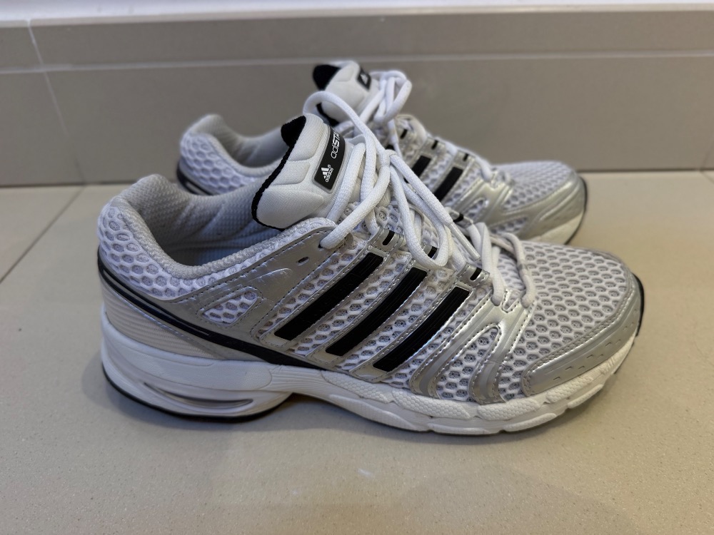adidas Adistar Control 5 Cloud White Core Black Silver Metallic — 41, Usado