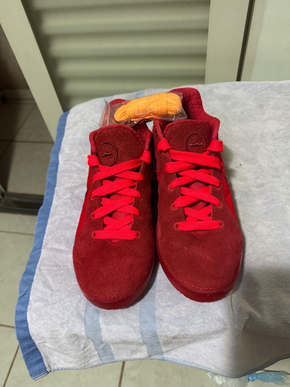 Nike Lebron NXXT Gen JuJu Watkins Bright Crimson — 45, Usado