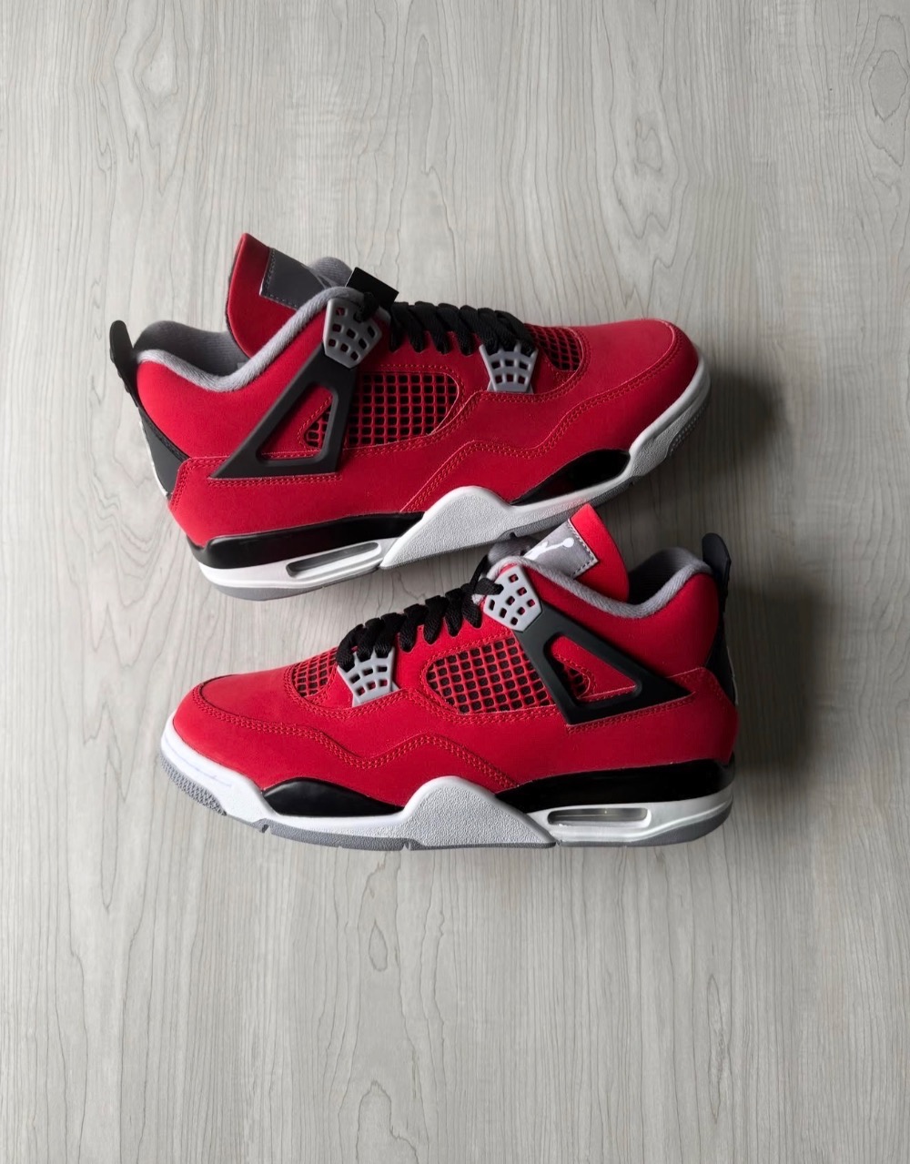 Air Jordan 4 Retro PS Toro Bravo — 41, Novo