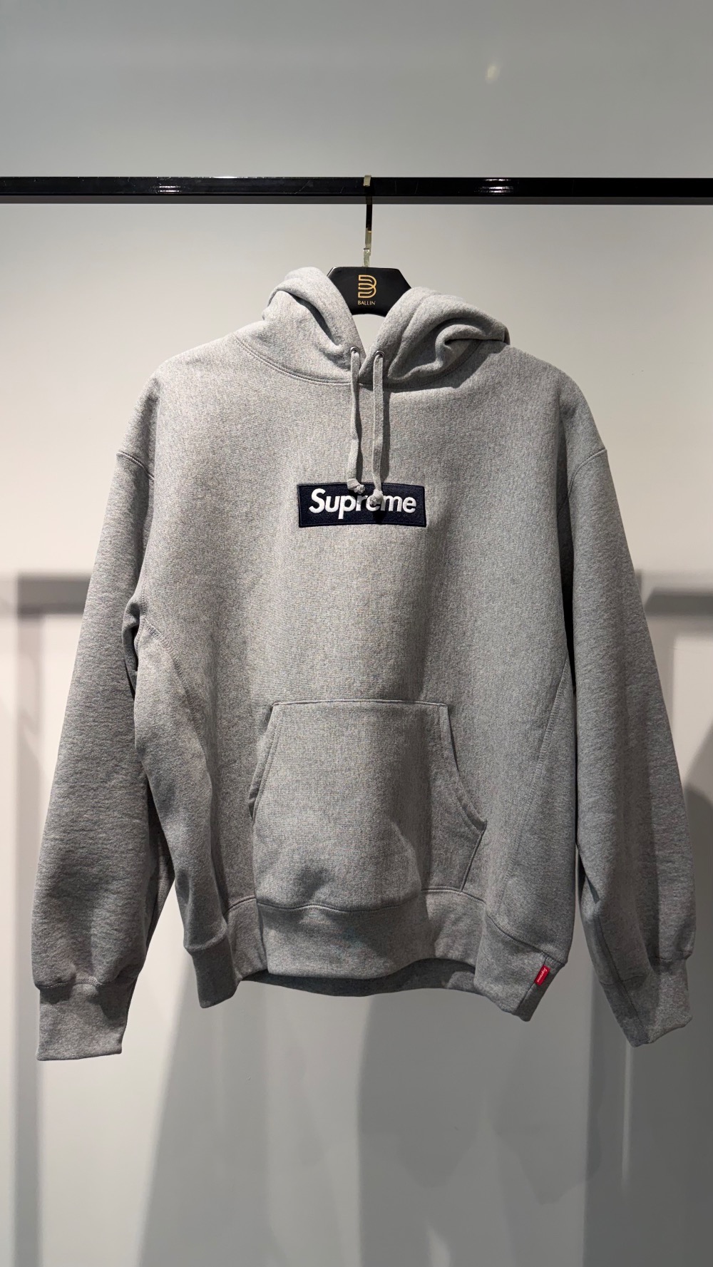 Moletom Supreme Box Logo Grey FW25-W15 — M, Novo