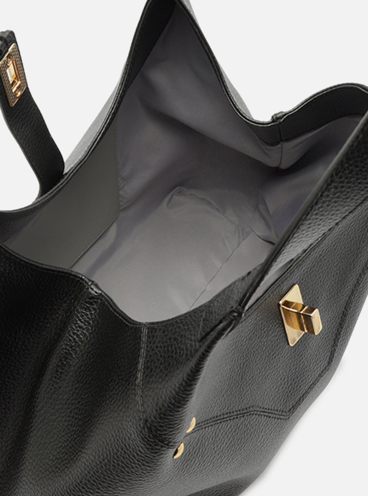 Foto 4 de Bolsa Hobo Preta Grande Metais
