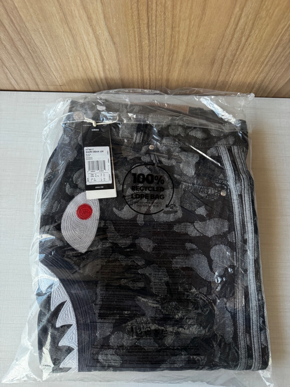 BAPE x adidas Jorts Shark Denim Black — XG, Novo
