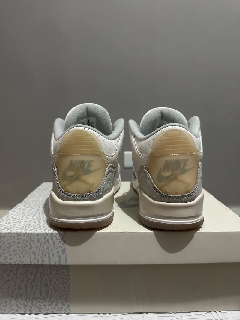 Foto 3 de Air Jordan 3 Craft Ivory — 42, Usado