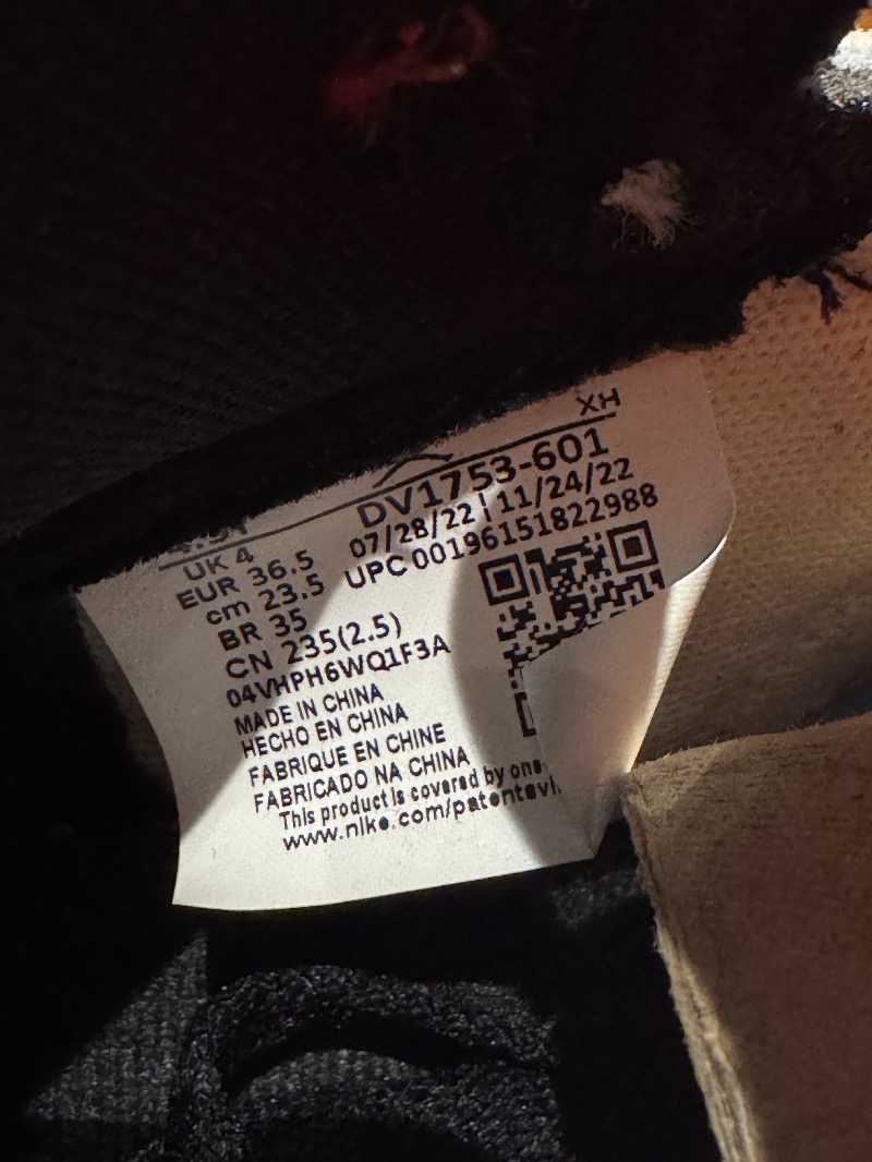 Foto 4 de Air Jordan 1 High GS Next Chapter — 35, Novo
