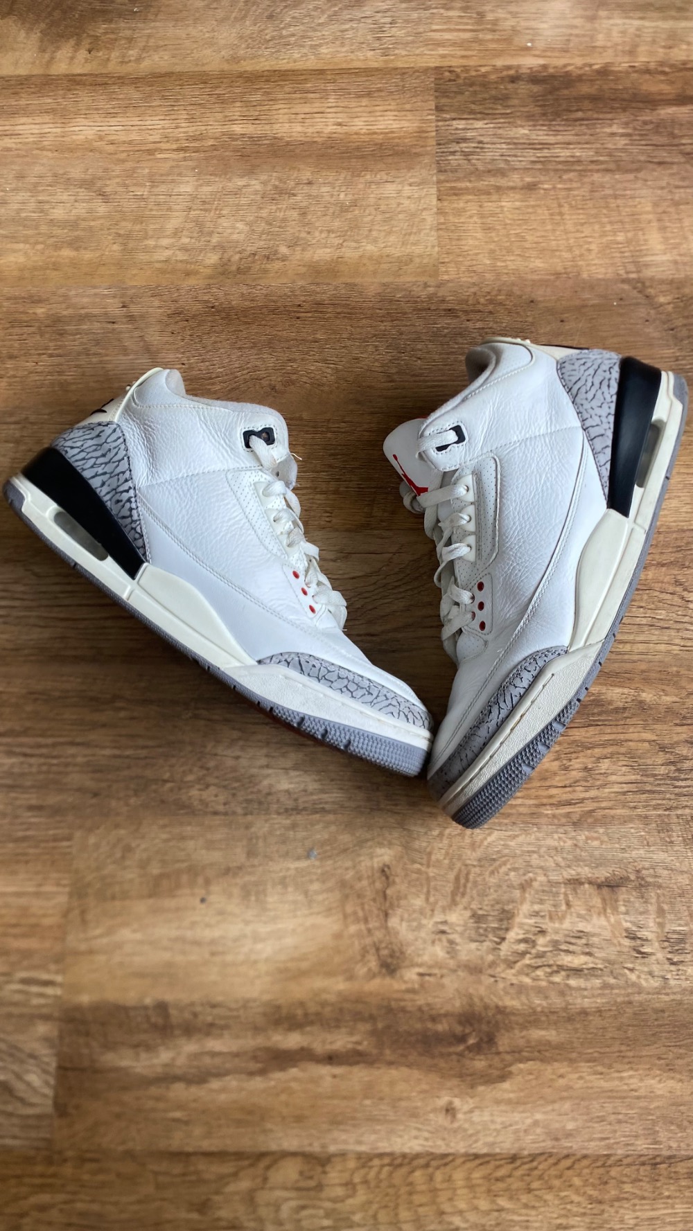 Air Jordan 3 White Cement Reimagined — 44, Usado