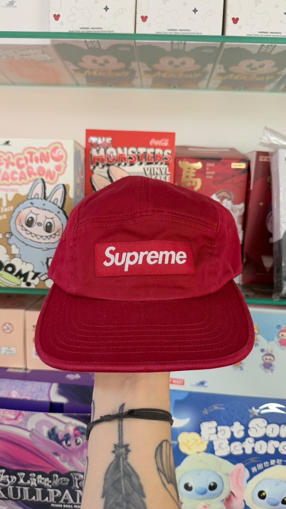 Boné Supreme Washed Chino Twill Camp Red FW26-W1 — Único, Novo