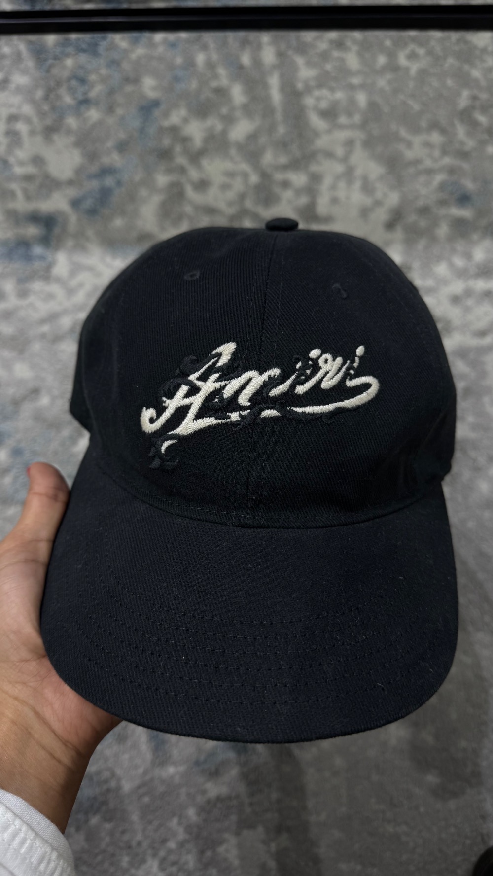 Boné Amiri Baroque Logo Dad Black — Único, Novo