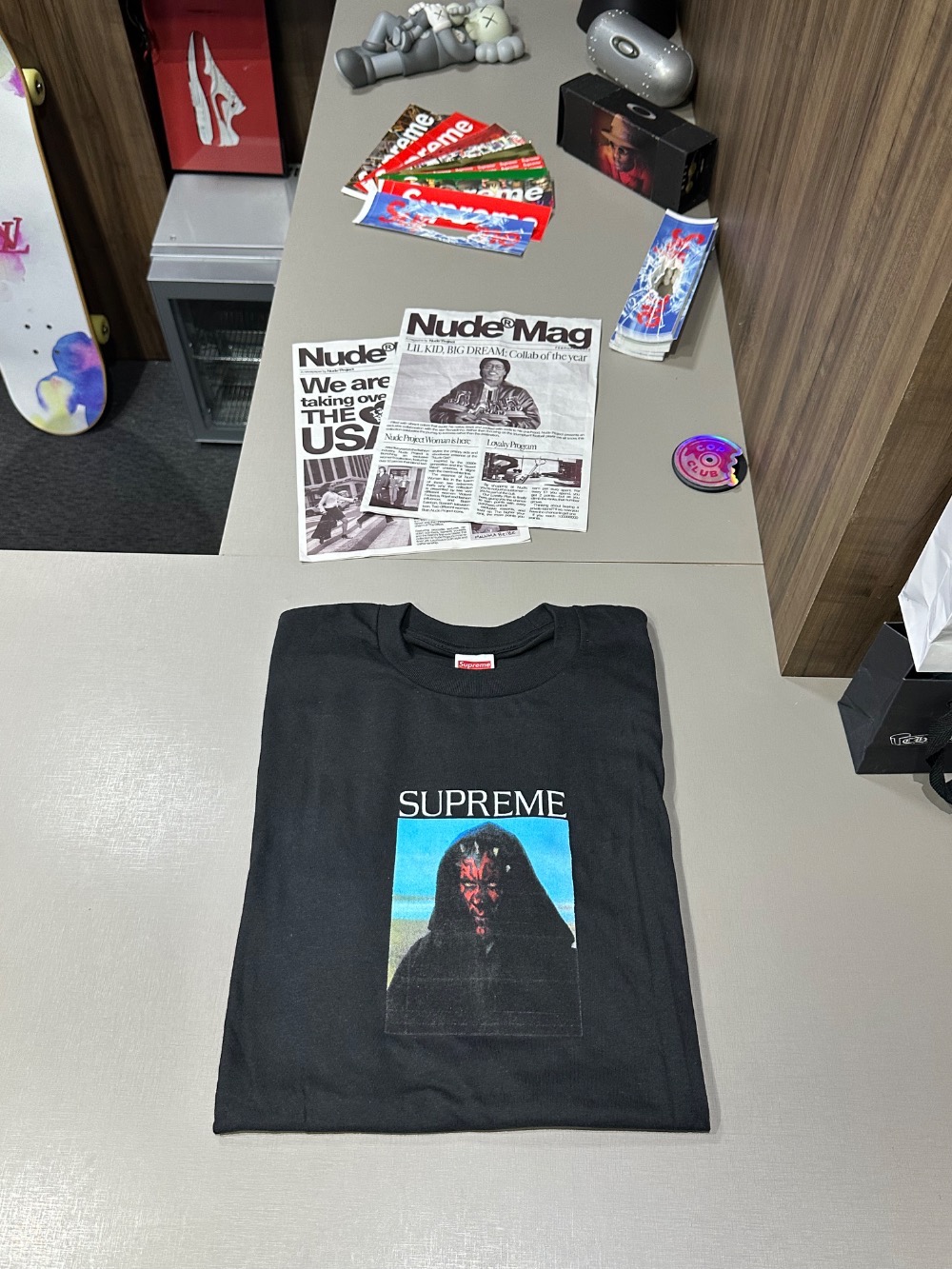 Camiseta Supreme Sith Black FW26-W1 — XG, Novo