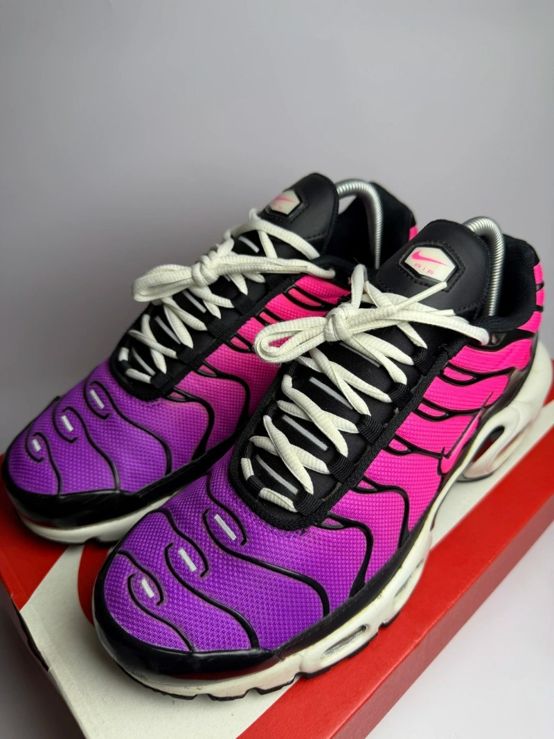 Foto 4 de Nike Air Max Plus Dusk — 40, Usado