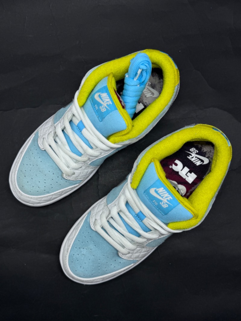 Foto 3 de FTC x Nike SB Dunk Low Pro — 39, Usado
