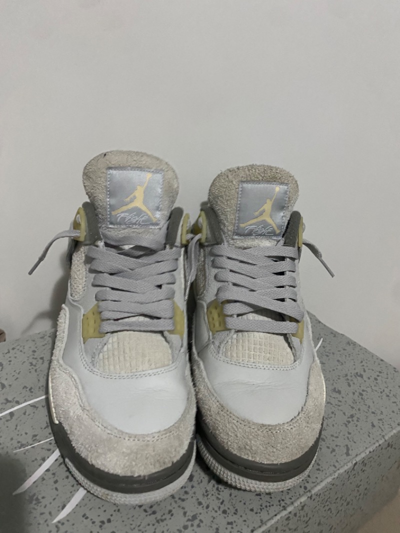 Foto 5 de Air Jordan 4 Craft Photon Dust — 42, Usado