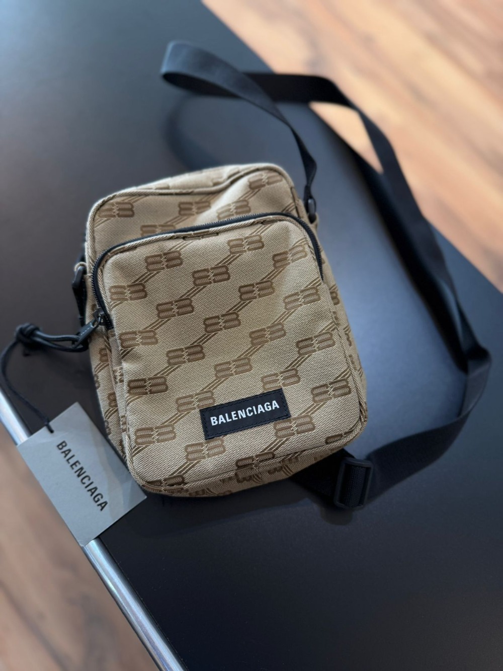Bolsa Balenciaga Crossbody BB Monogram Jacquard Canvas Brown — único, Novo