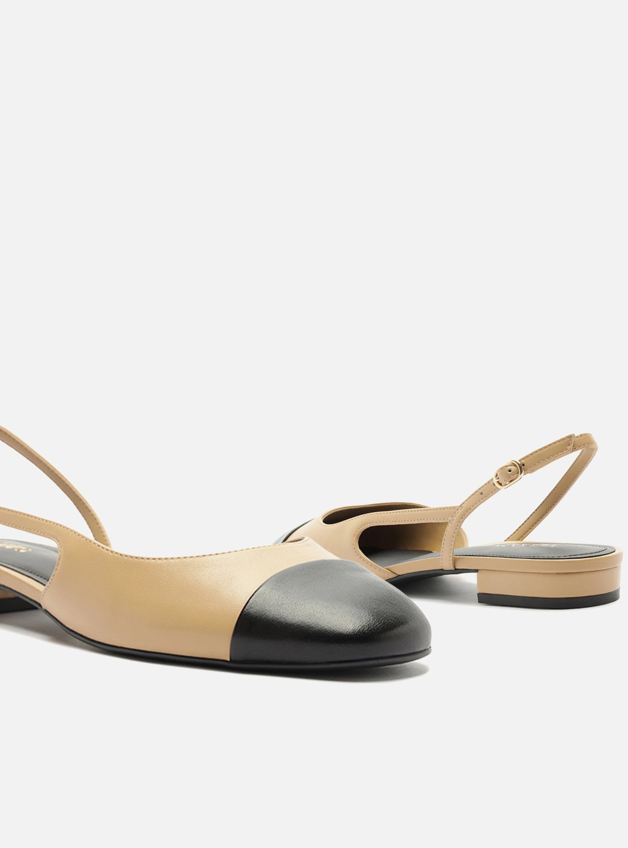 Foto 4 de Sapatilha Marrom Couro Bico Redondo Slingback