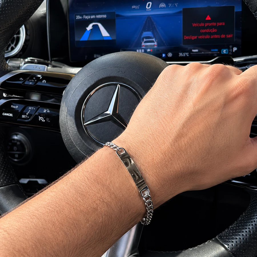 Pulseira Personalizada Aço Inox Plaquinha Gravada a Laser Olhar Sorriso Nome Frase no Verso Presente Romântico