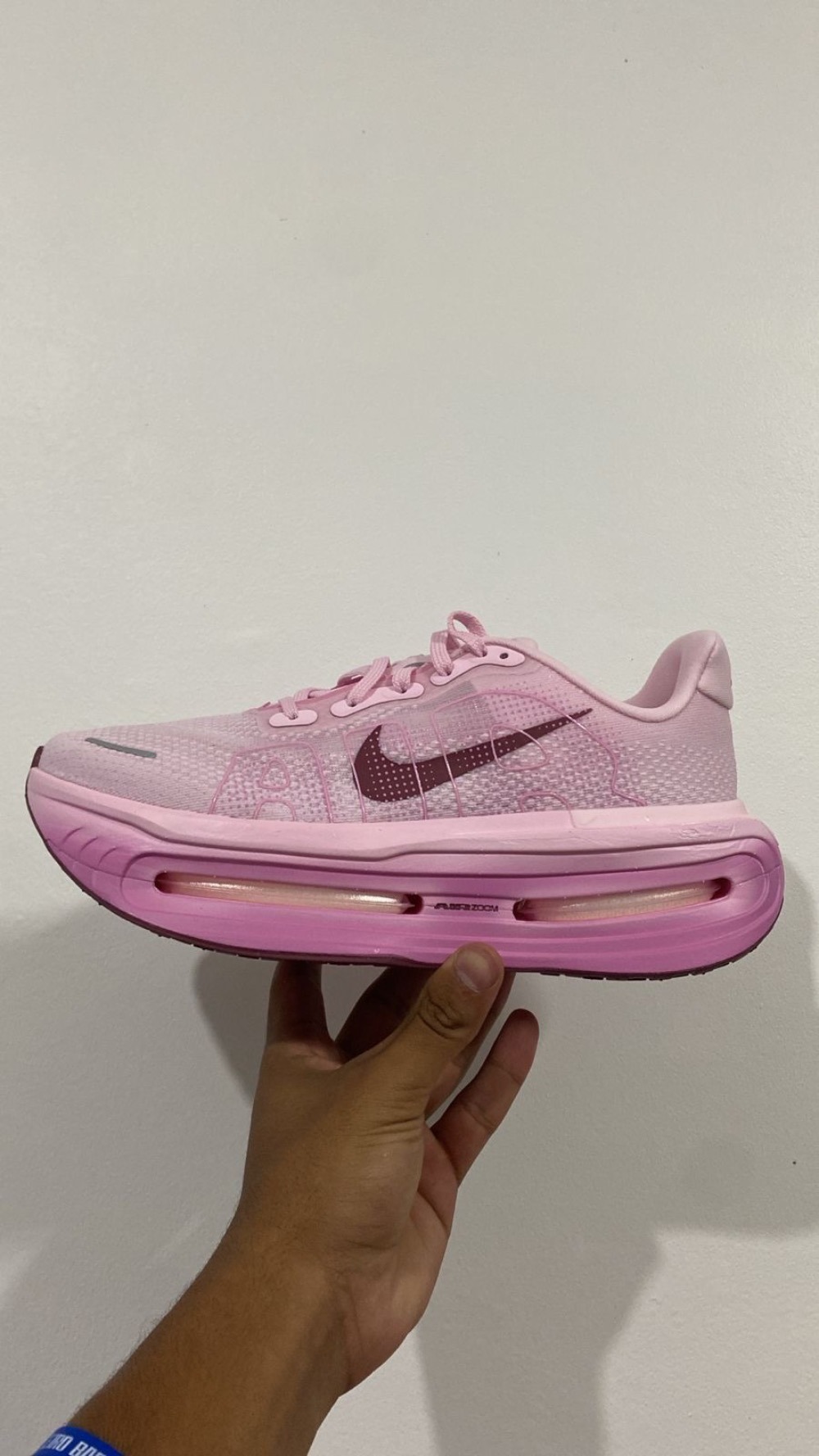 Nike Vomero Premium Pink Foam Light Magenta Feminino — 35 / 35.5 / 36 / 37 / 37.5 / 38 / 39 / 39.5 / 40, Novo