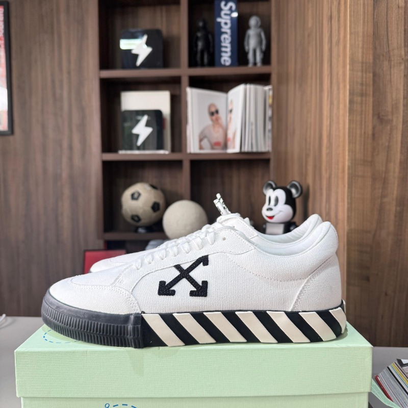 Foto 3 de Off-White Vulcanized Low Canvas White Black — 46, Novo