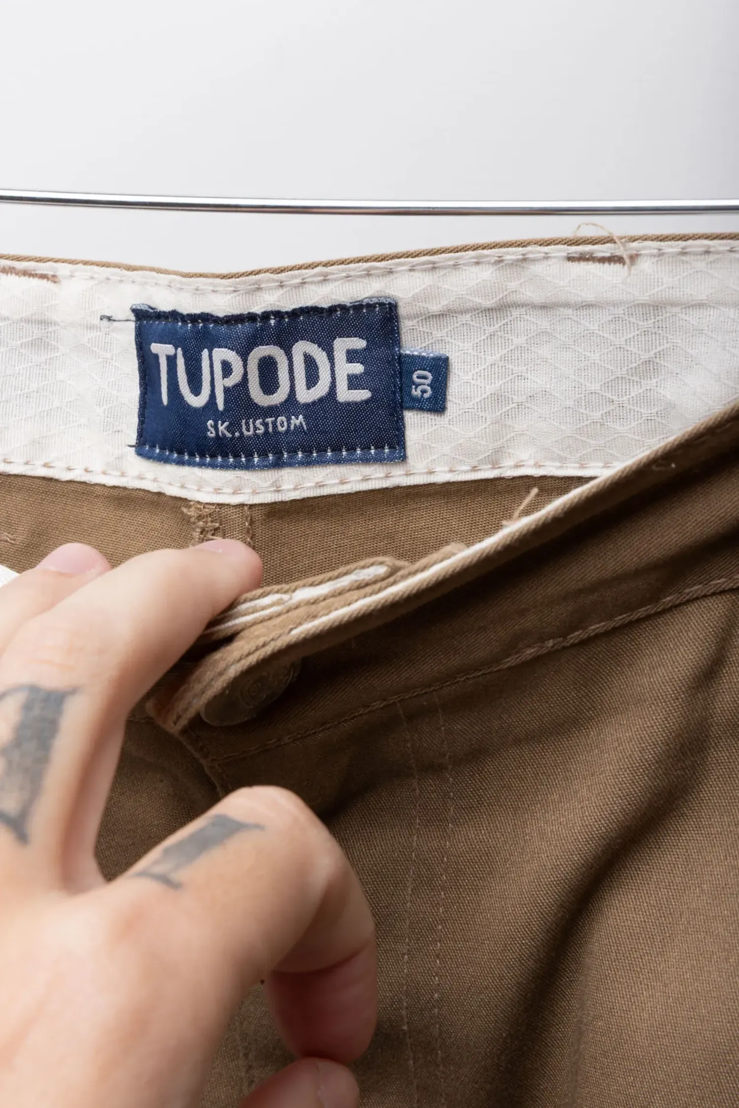 Foto 4 de Calça TUPODE Chino 994 Cáqui — 50, Usado