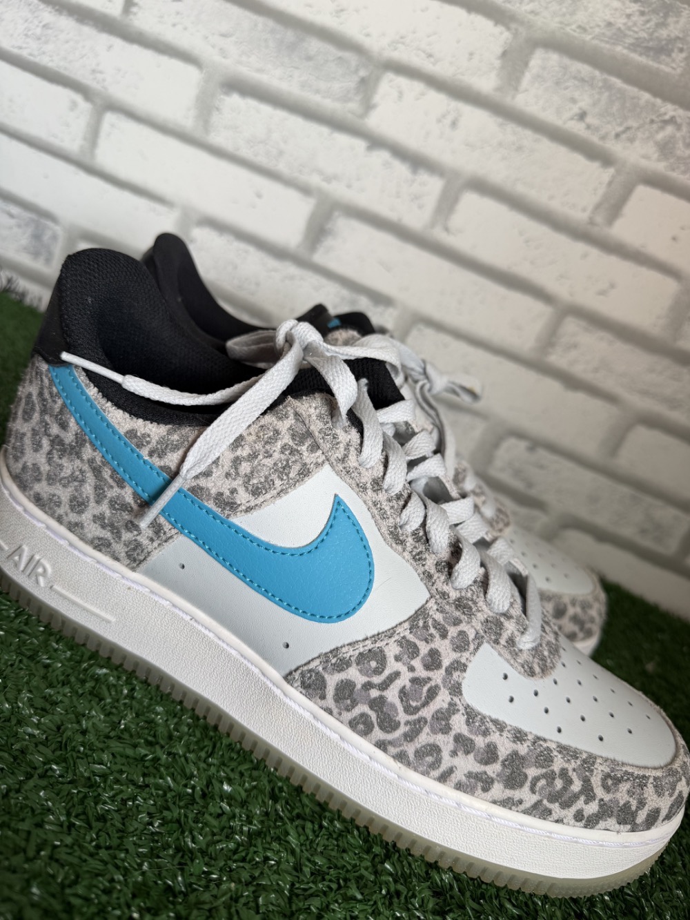 Nike Air Force 1 Low Leopard — 42, Novo