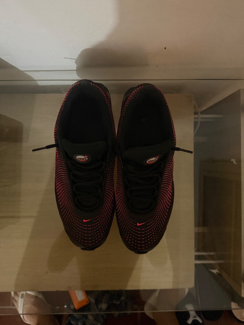 Foto 3 de Nike Air Max DN Bred — 43, Usado