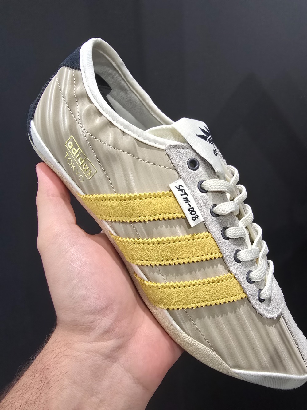 Song For The Mute x adidas Tokyo Off White Core Black Yellow — 34 / 37 / 39 / 42 / 43 / 44 / 45 / 46, Novo