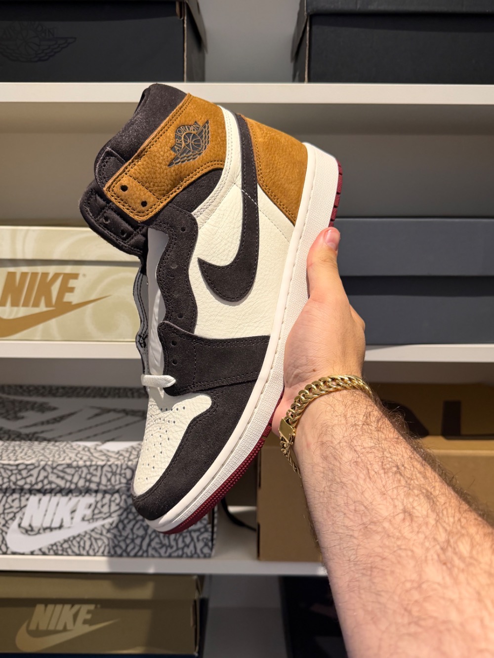 Air Jordan 1 High OG Love Letter — 40.5, Novo
