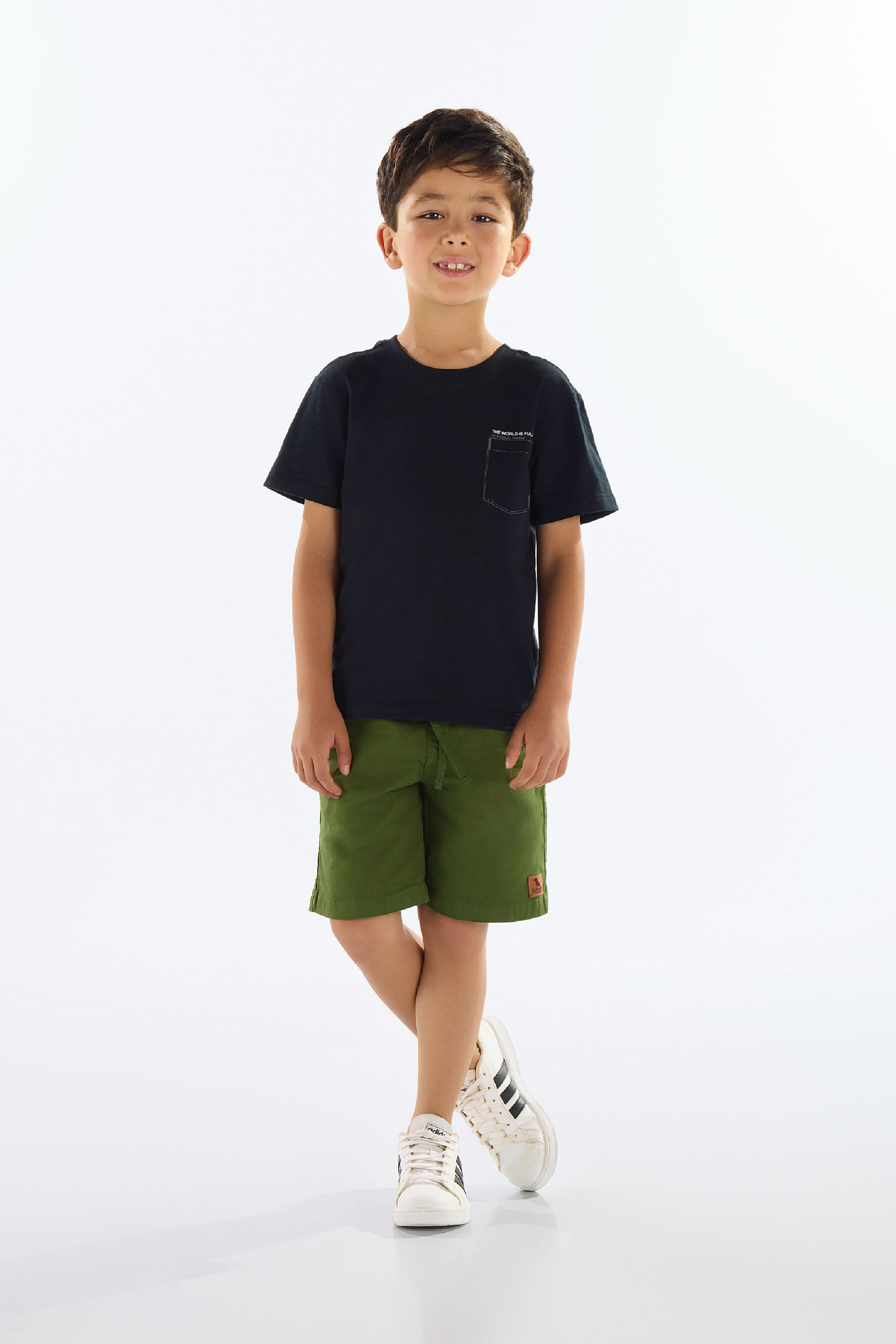 Camiseta Infantil Masculina em Meia Malha (Preto) Quimby — 04