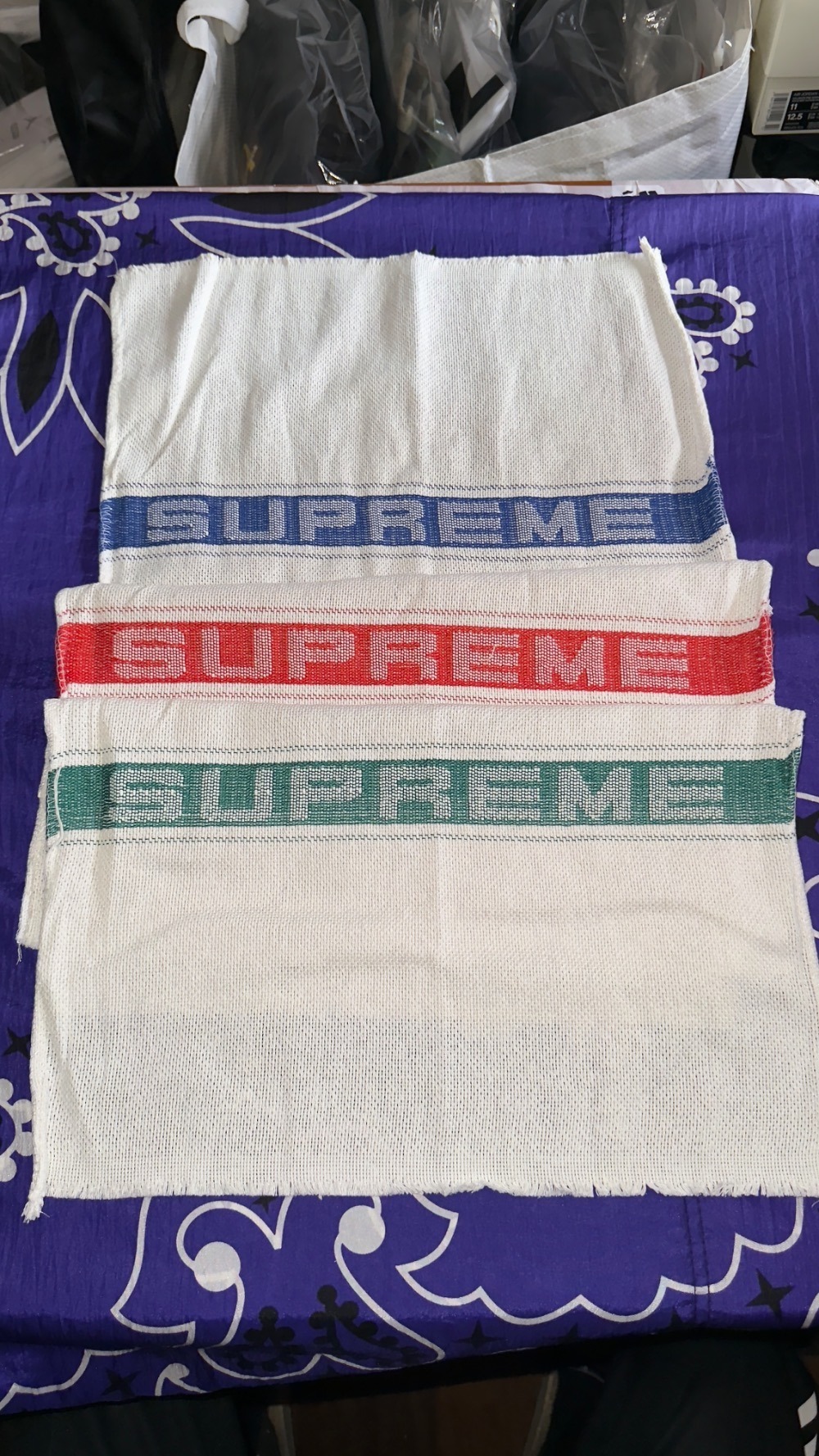 Toalha Supreme Shop (Set of 3) SS25-W5 — Único, Novo