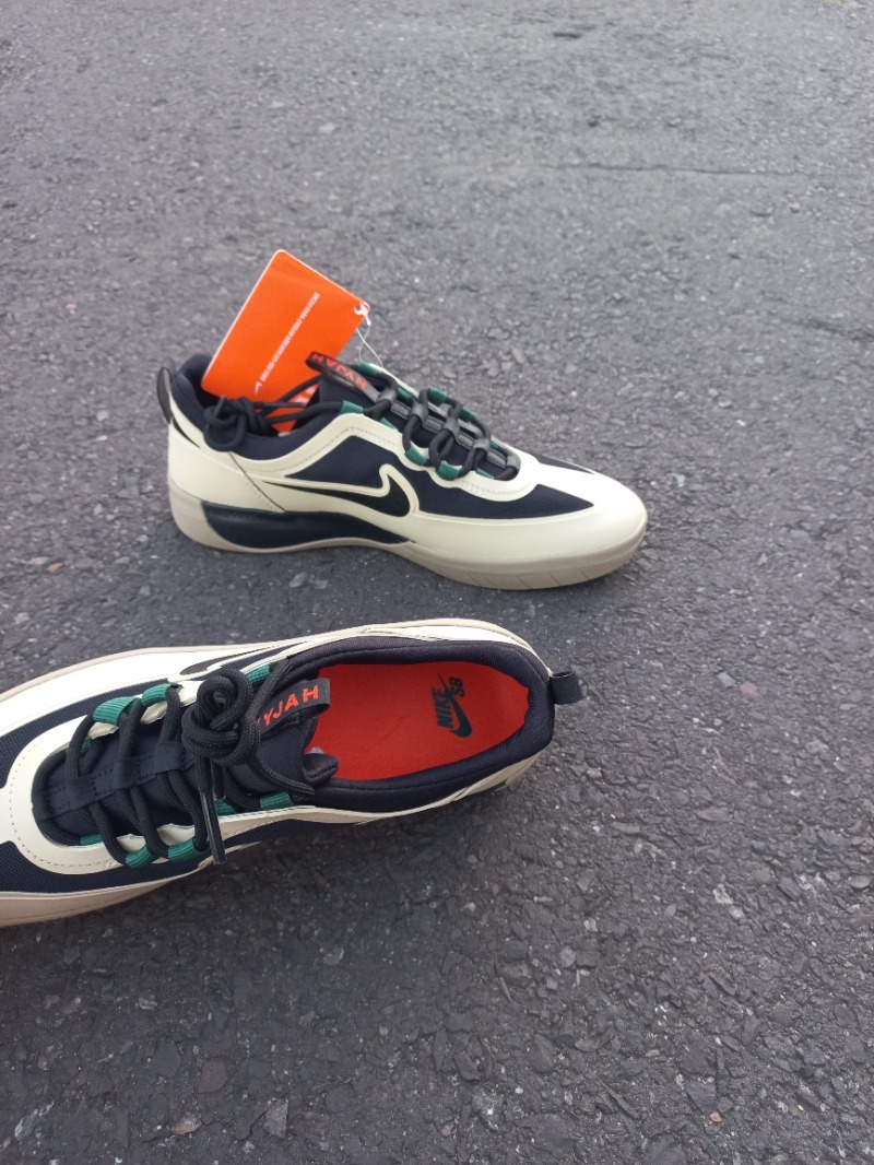 Nike SB Nyjah Free 2 Rattan Black — 44, Novo