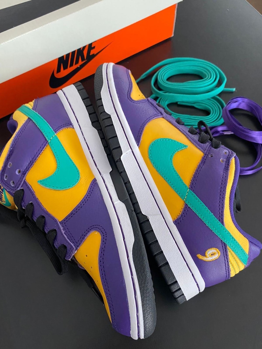 Nike Dunk Low Lisa Leslie — 36, Usado