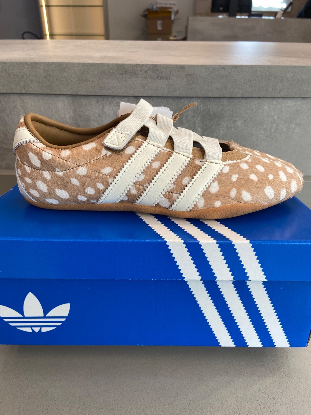 adidas Tokyo Mary Jane Animal Print Brown Desert — 34 / 35 / 36 / 37, Novo