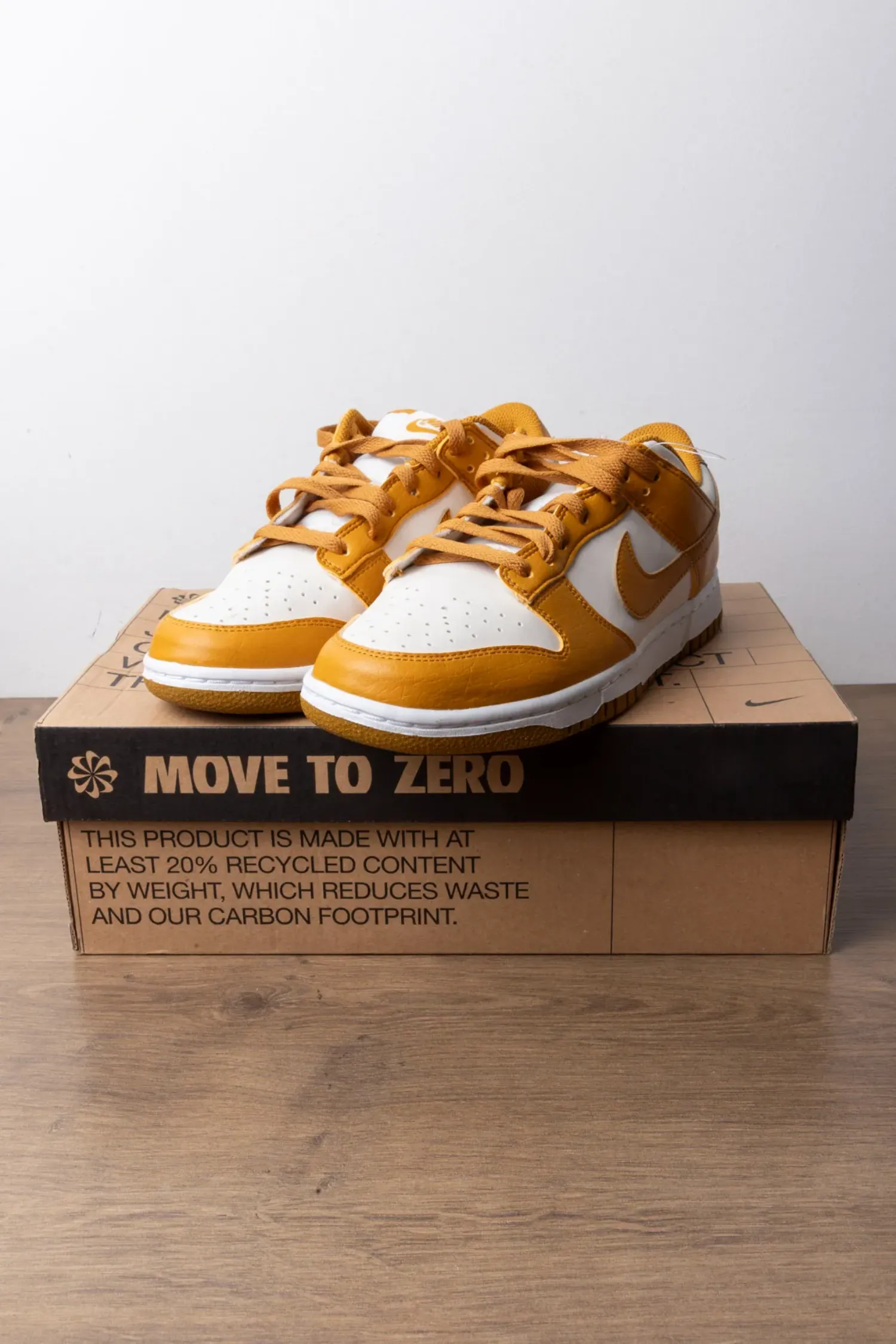 Nike Dunk Low Next Nature Light Curry — 37, Novo