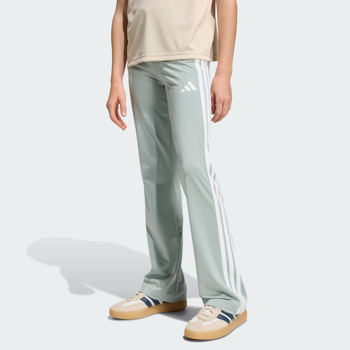 Calça Adidas Flare Train Essentials Três Listras Juvenil Verde