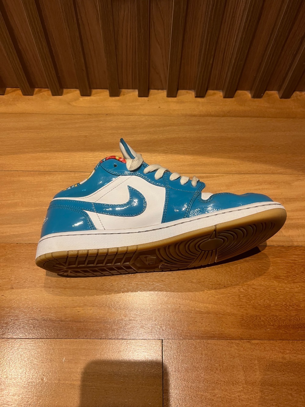 Air Jordan 1 Low Barcelona — 42, Usado