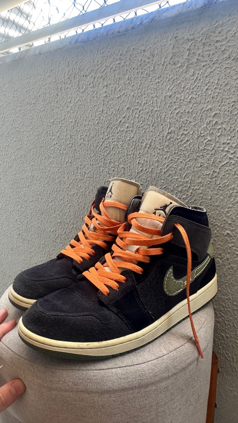 Foto 2 de Air Jordan 1 Mid SE Craft Anthracite Light Olive — 41, Usado