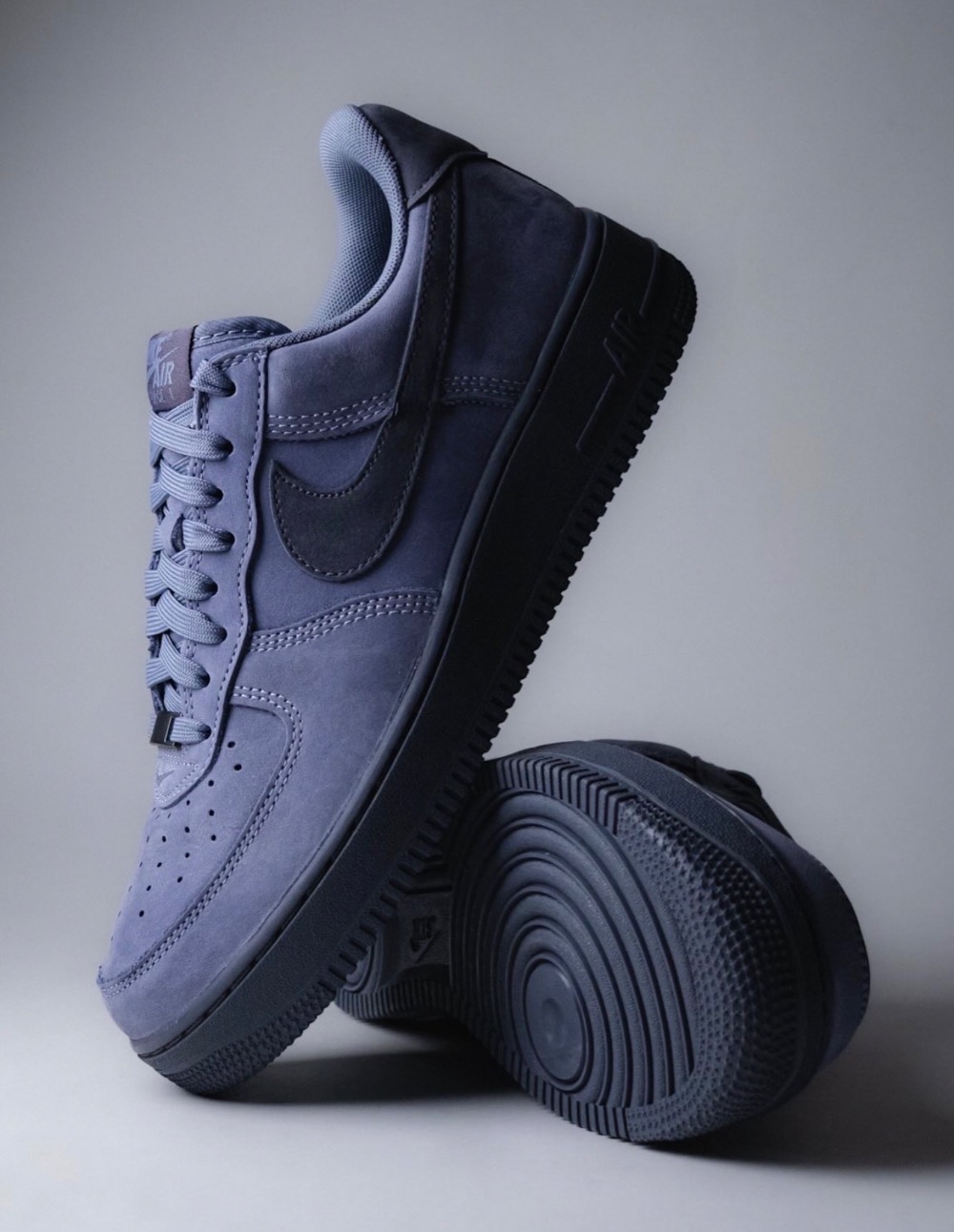 Nike Air Force 1 Low Retro Dark Sky Blue — 42, Novo