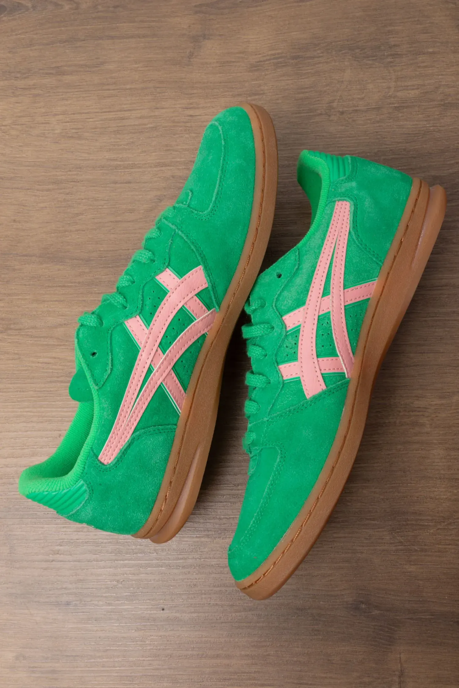 Foto 3 de Asics Skyhand OG Cilantro Grapefruit — 40, Usado