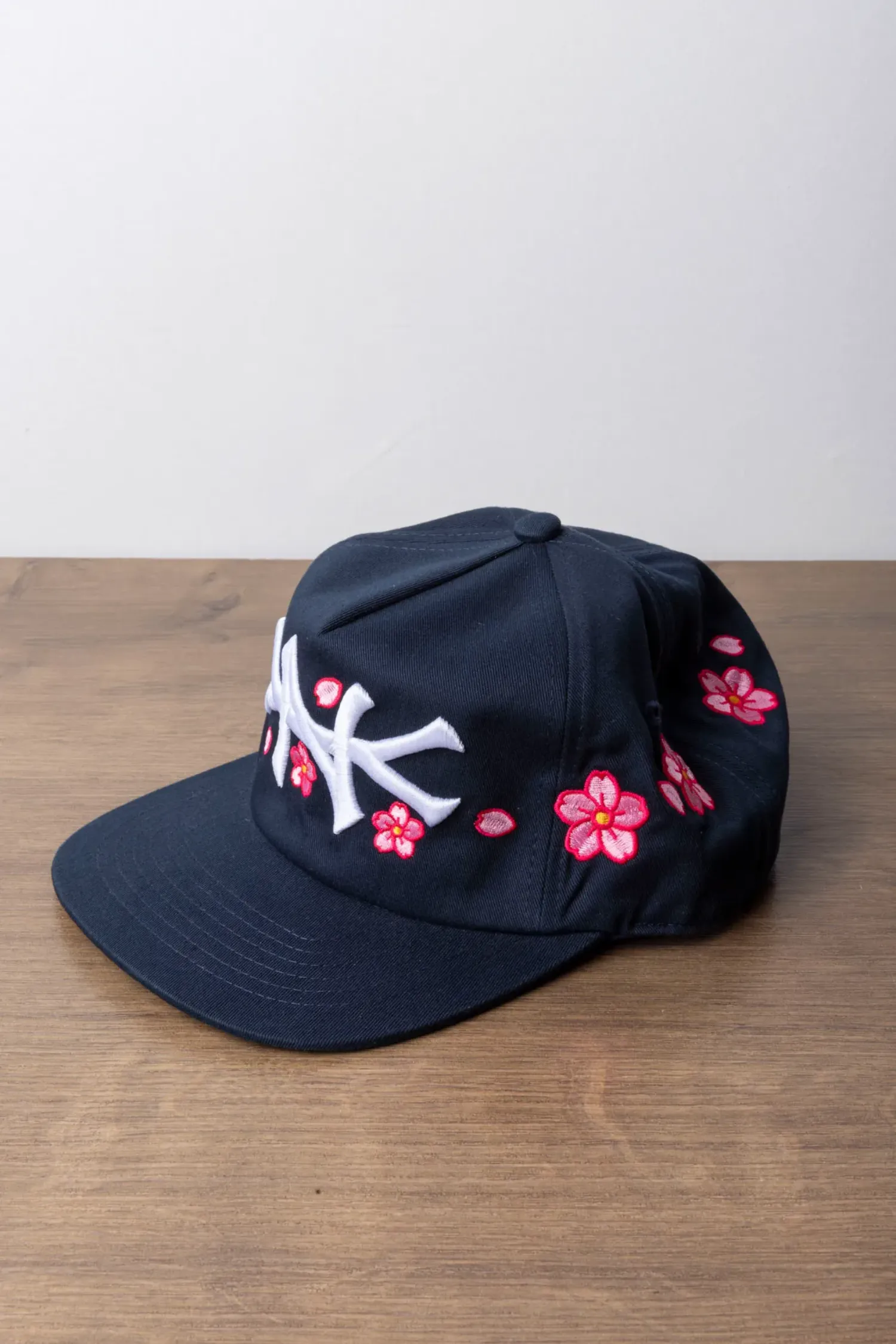 Boné oMA Studios NY CHerry Blossom Navy Blue — Único, Novo