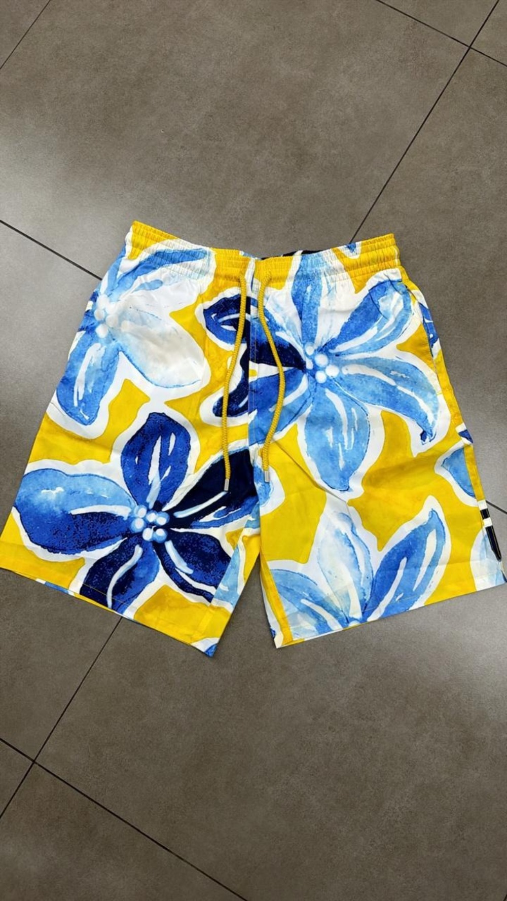 Shorts Vilebrequin Mahina Printed Yellow — G, Novo