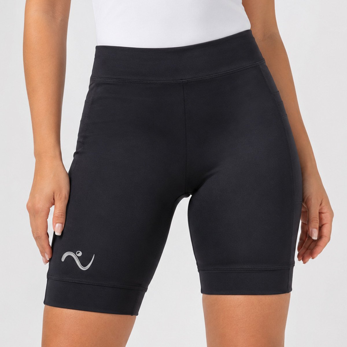 Bermuda Snugg Compressão 6 Bolsos Feminina Preta