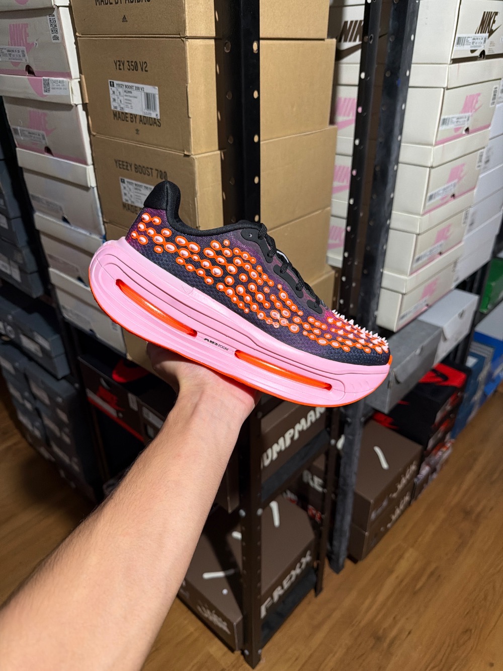 Nike Vomero Premium Black Arctic Pink — 40.5, Novo