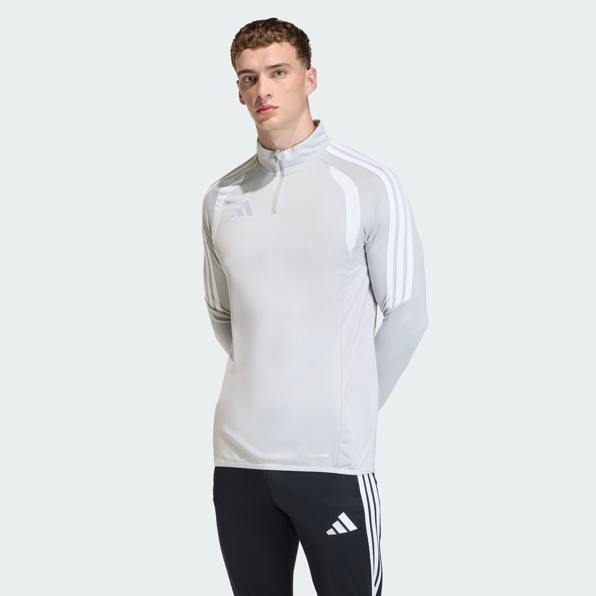 Blusão Adidas Tiro26L Cinza e Branca