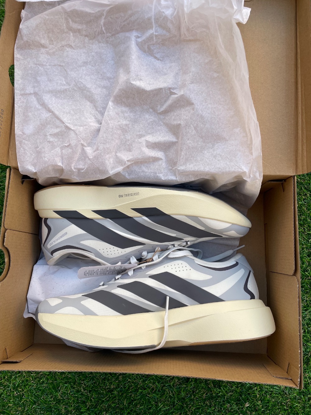 adidas Adizero EVO SL EXO Core White Utility Black Grey Two — 42, Novo